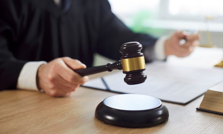 Υπό εξαήμερη κράτηση 46χρονος για παράνομη κατοχή περιουσίας