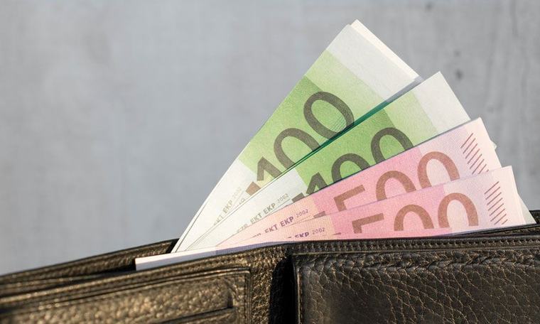 Αυξάνεται το επίδομα τέκνου και οι δικαιούχοι
